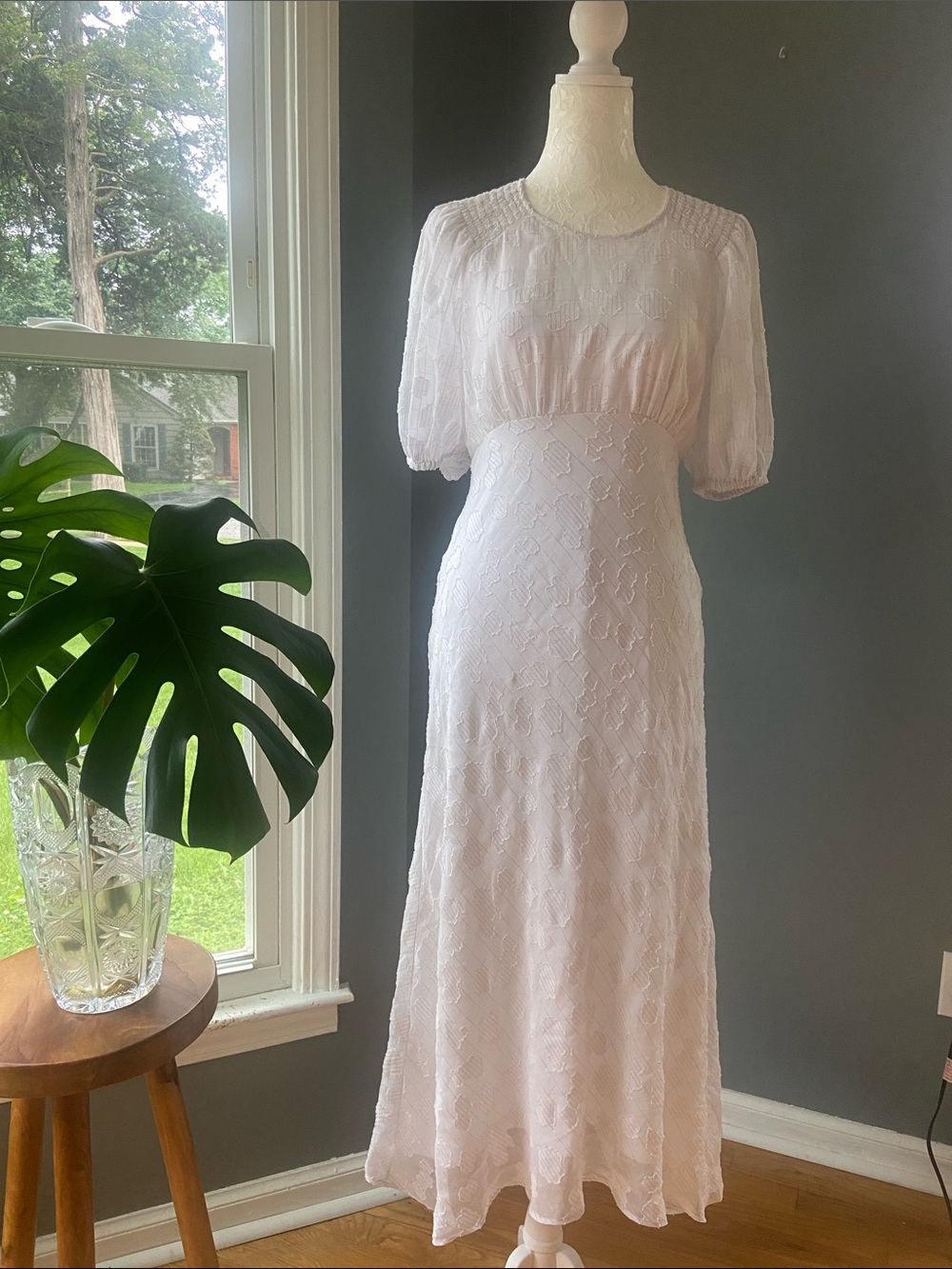 Calvin Klein Elegant White Lace Maxi Dress